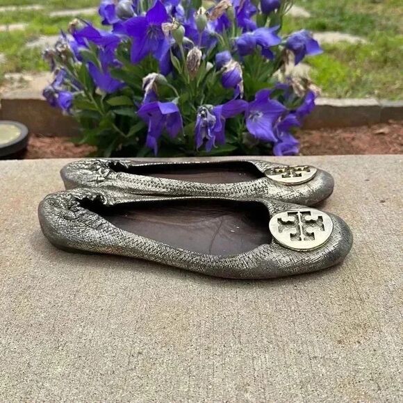 Tory Burch Metallic Flats - Picture 2 of 16